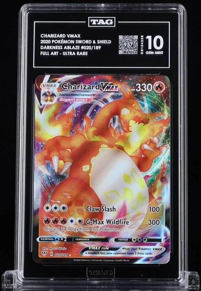 FA/CHARIZARD VMAX