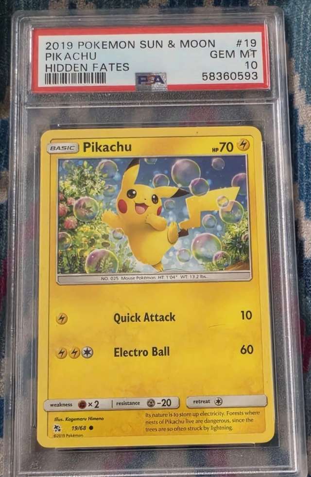 PIKACHU-REV.FOIL