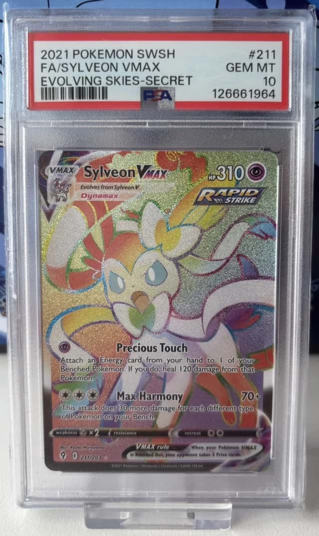 Sylveon VMAX