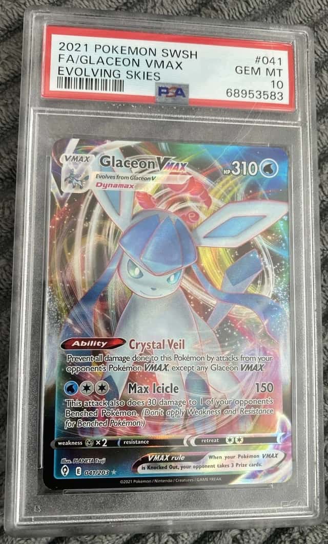 Glaceon VMAX