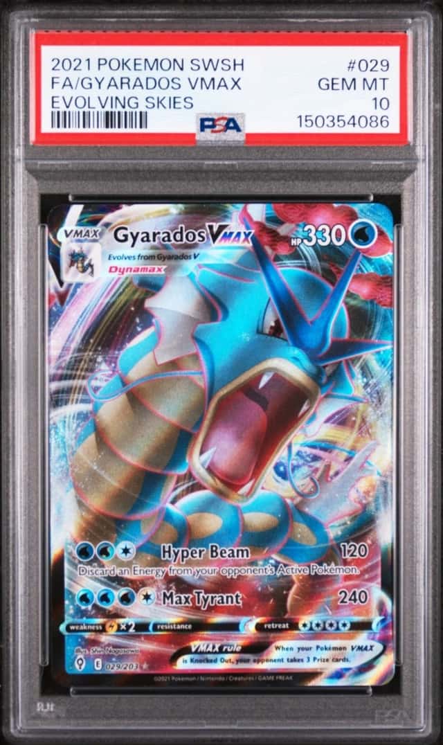 Gyarados VMAX