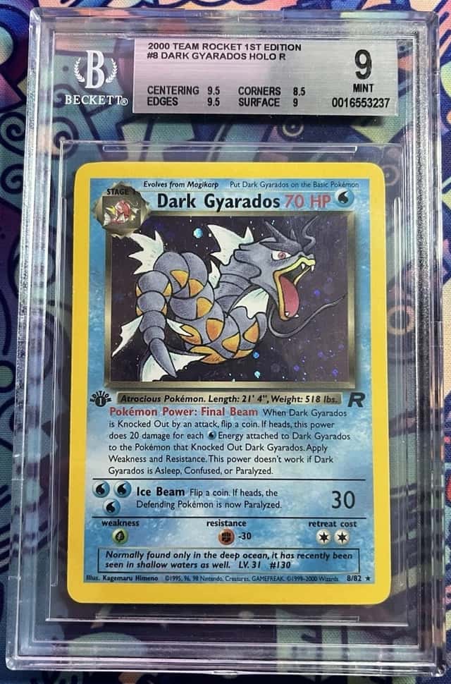 Vintage 2000 Pokémon Team Rocket Dark Gyarados 1st Edition #8 Holo BGS 9 Mint