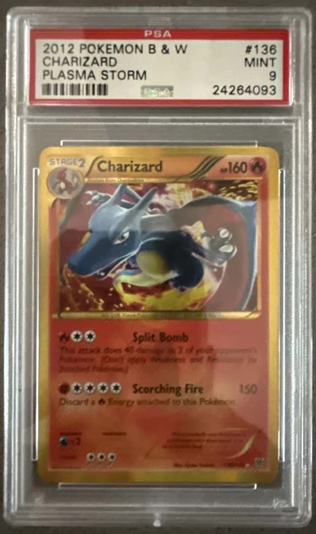 PSA 9(OC) 2012 Pokémon B & W Charizard Plasma Storm #136 Mint Secret Rare Shiny
