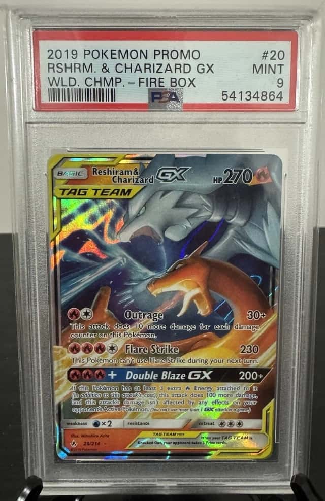 Reshiram & Charizard GX
