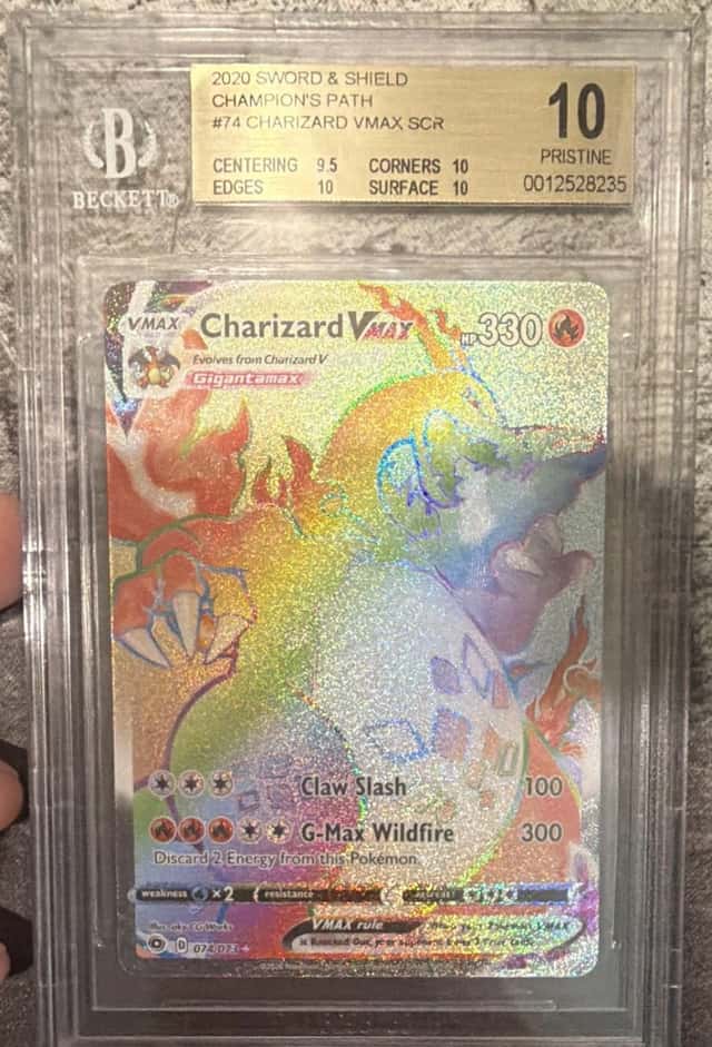 Charizard VMAX