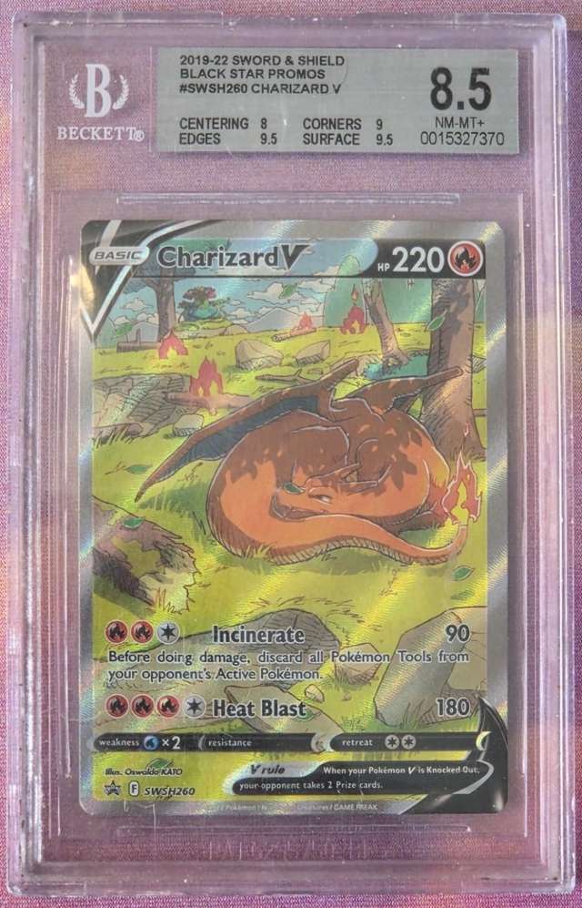 FA/CHARIZARD V
