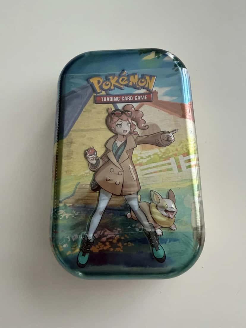 Crown Zenith Sonya & Yamper Mini Tin tin