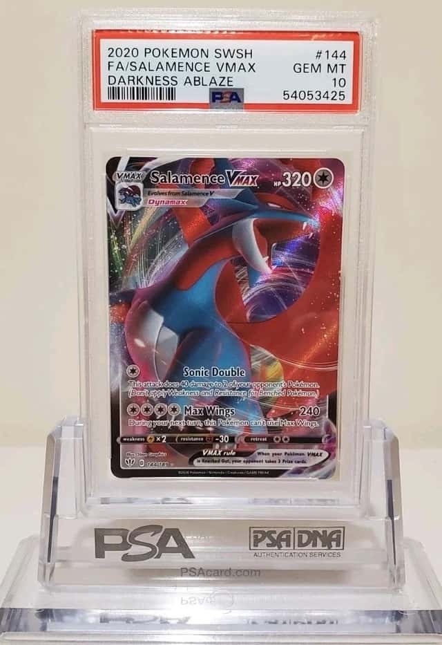 Salamence VMAX