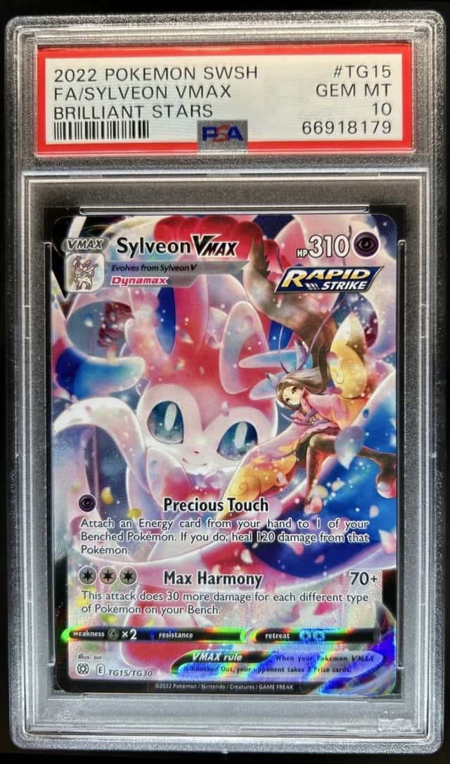 Sylveon VMAX
