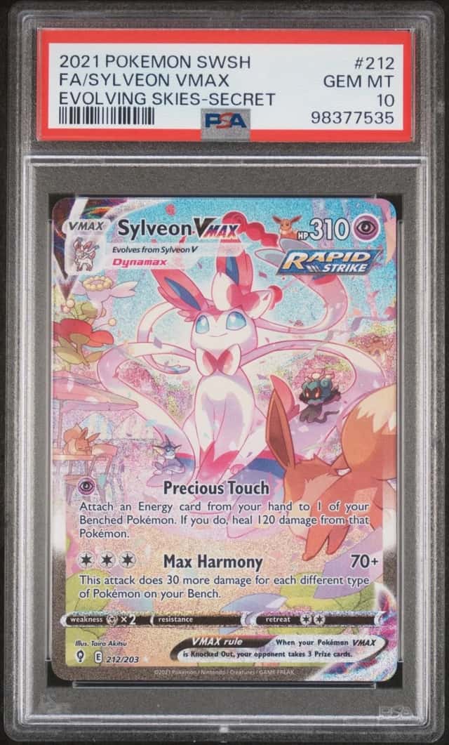 Sylveon VMAX