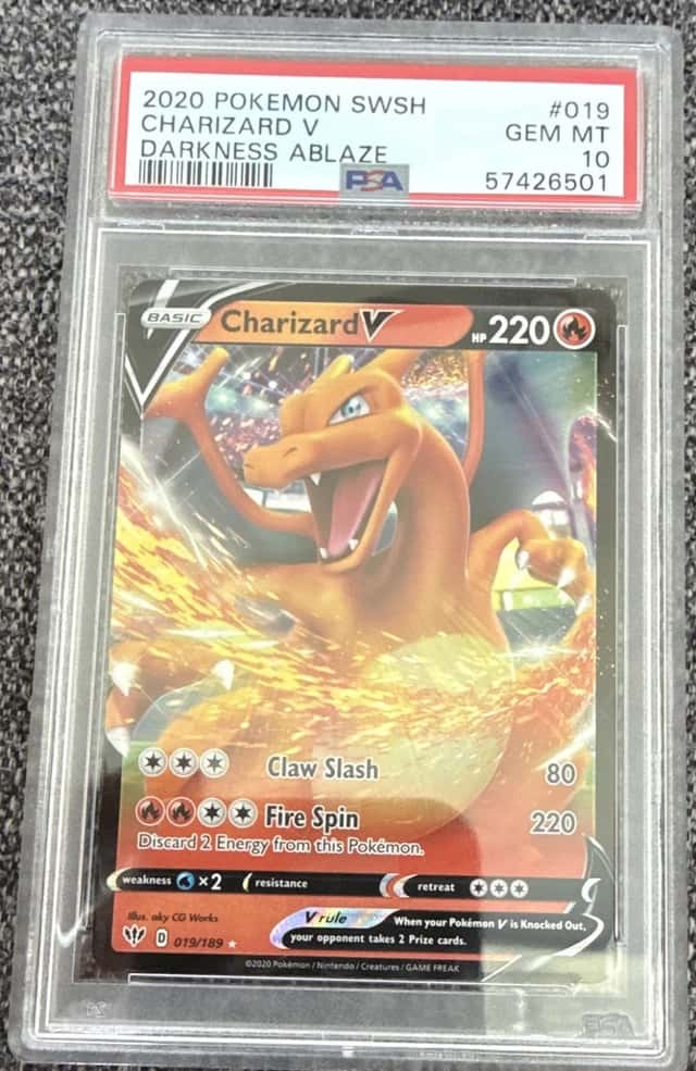 Charizard V