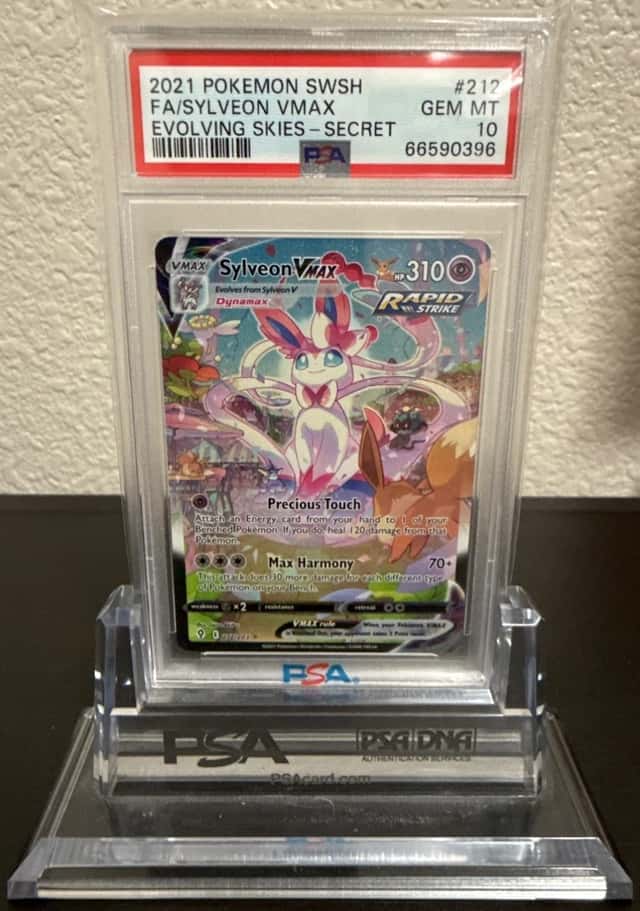 Sylveon VMAX