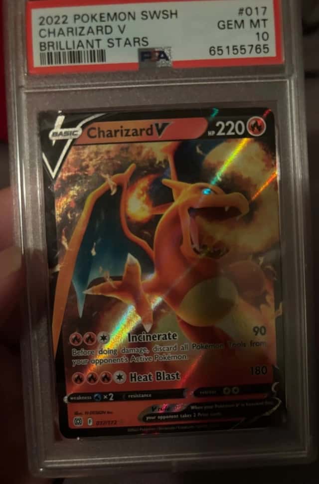 Charizard V