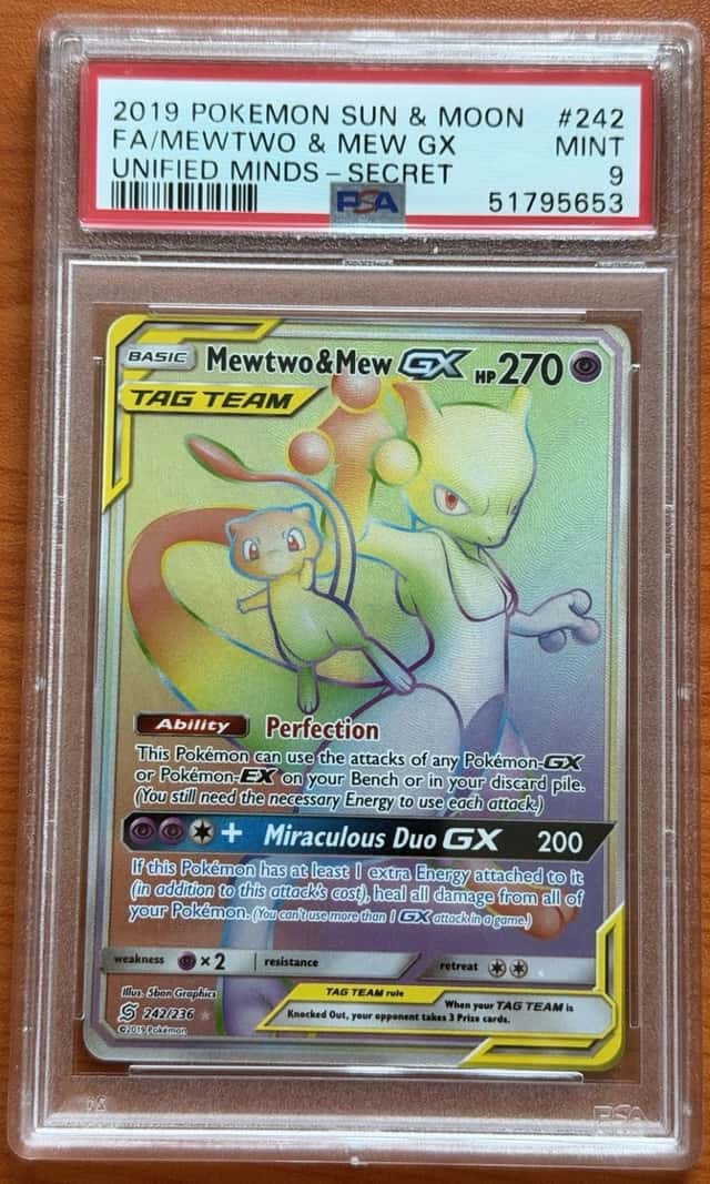 Mewtwo & Mew GX