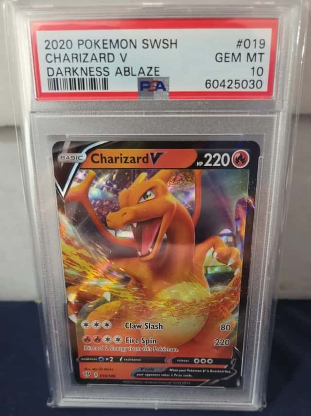 Charizard V