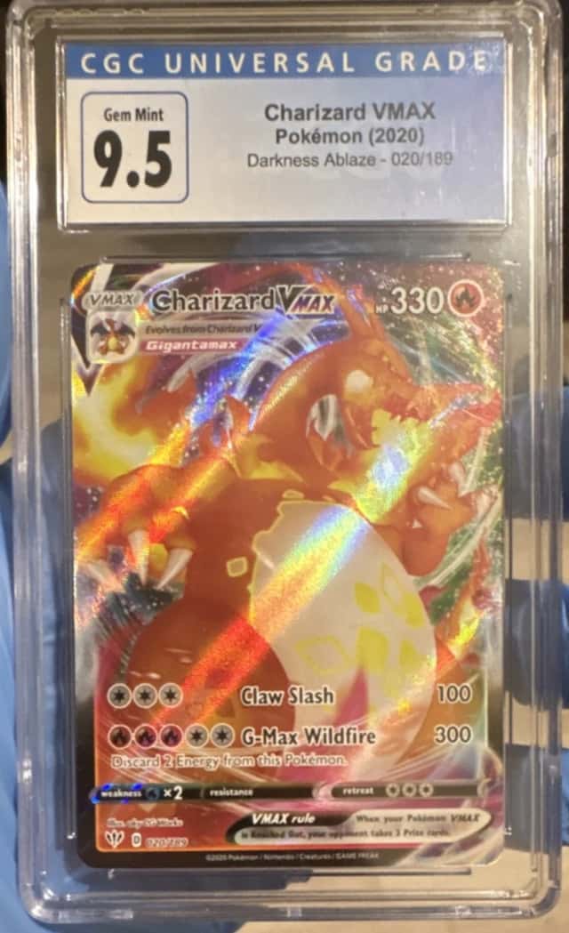 Charizard VMAX