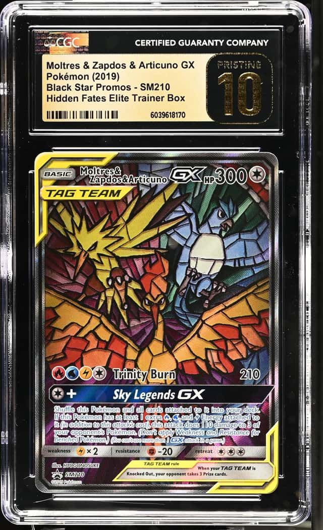 Pokémon Mltrs & Zpds & Artcn GX 2019 BSP #SM210 HFE Trnr box CGC PRISTINE 10