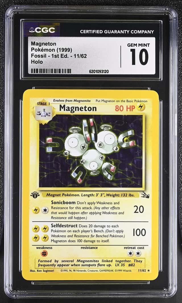 Pokémon Magneton 11 1st Edition Fossil CGC Trading...