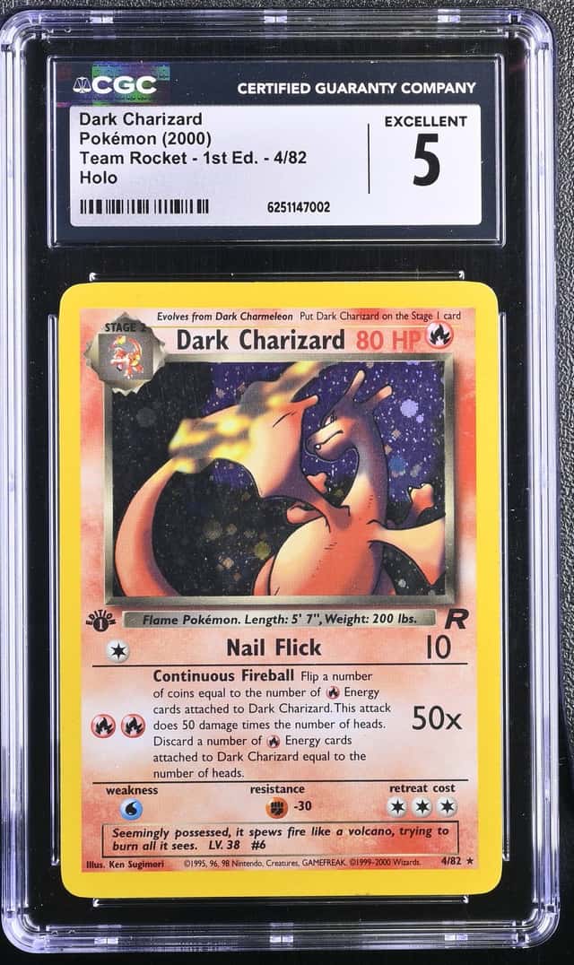 1st Edition Dark Charizard -holo-4/82 Team Rocket (2000) -CGC 5-Pokemon