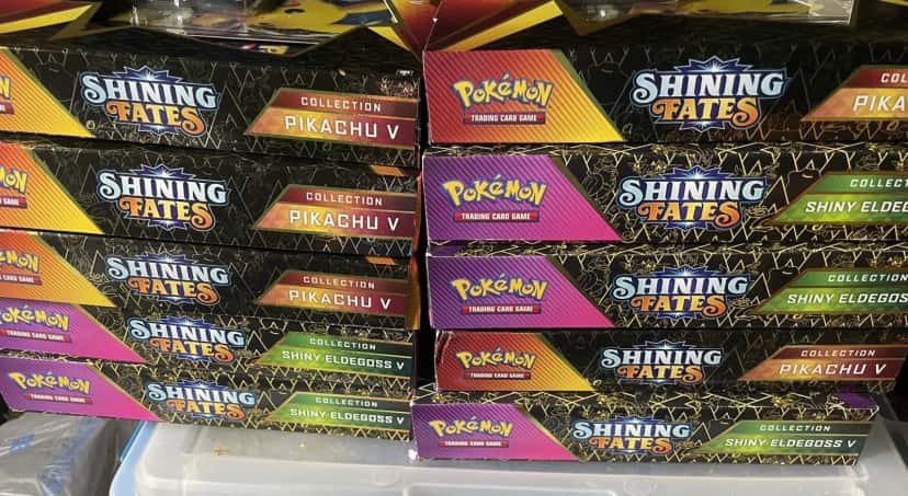 Shining Fates Collection Box