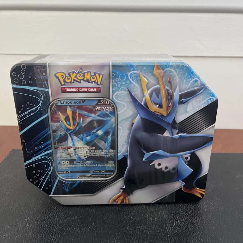 V Strikers Tin