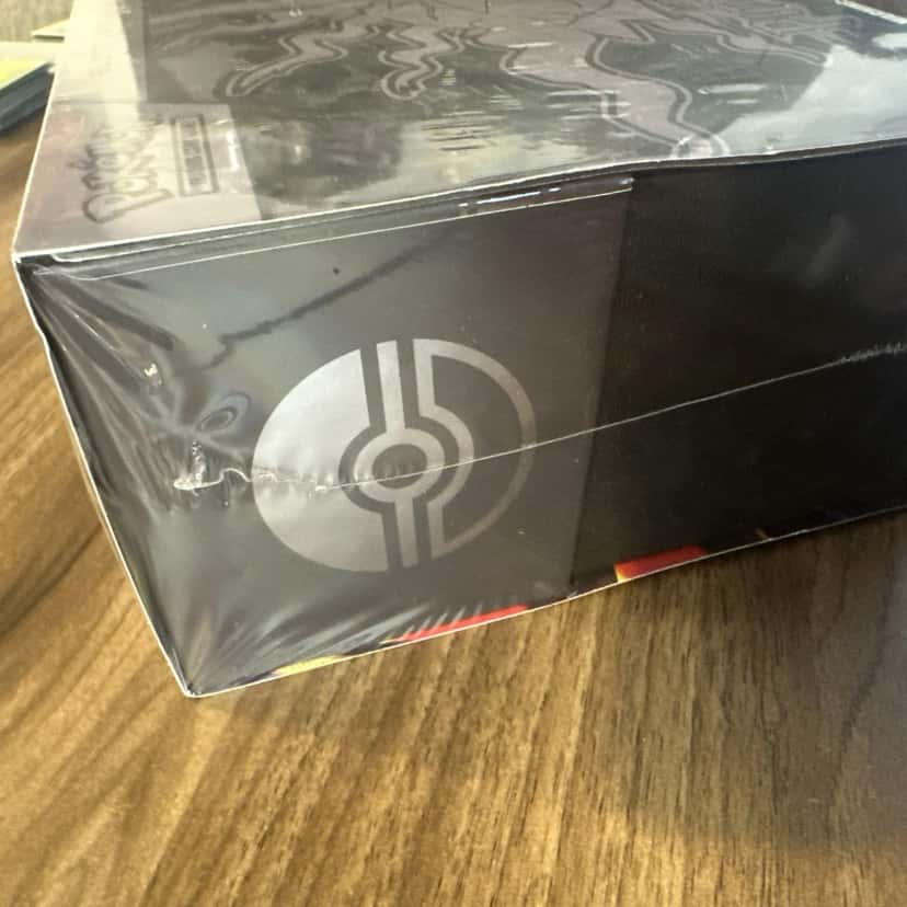 Paldean Fates Elite Trainer Box
