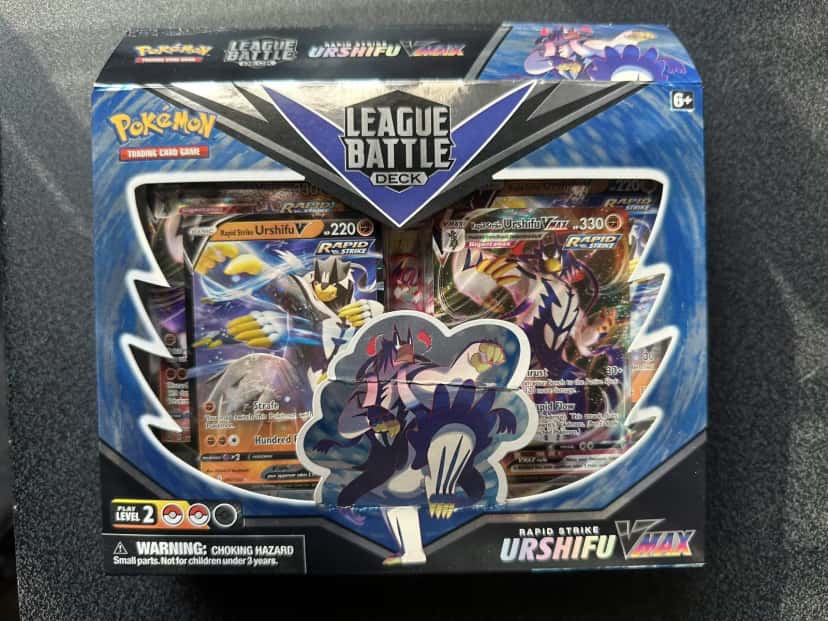 Rapid Strike Urshifu Vmax League Battle Deck