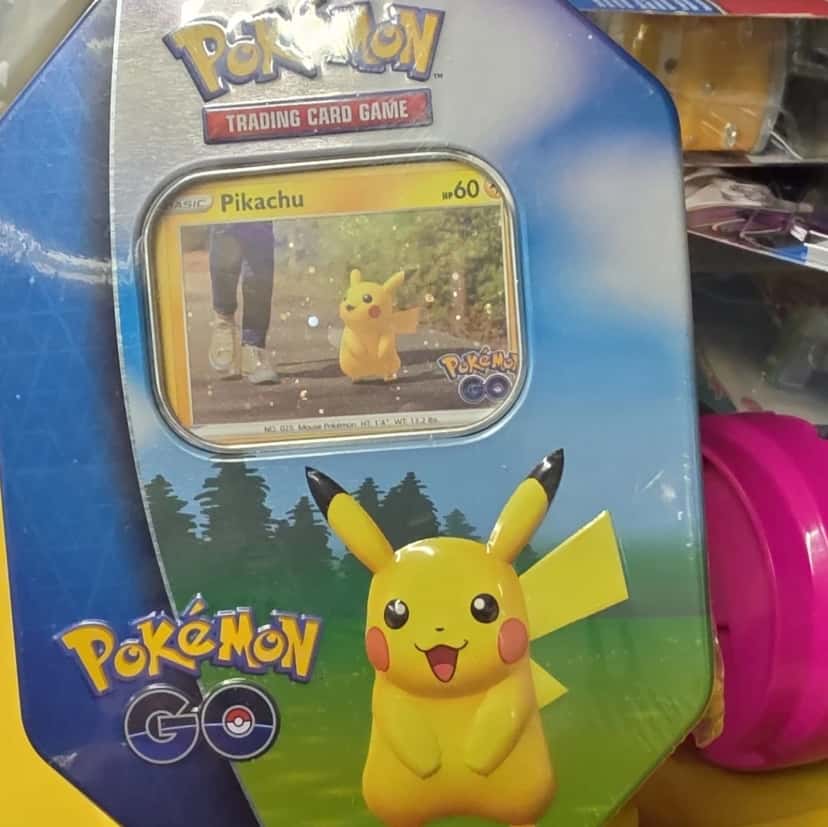 Go Pikachu Tin