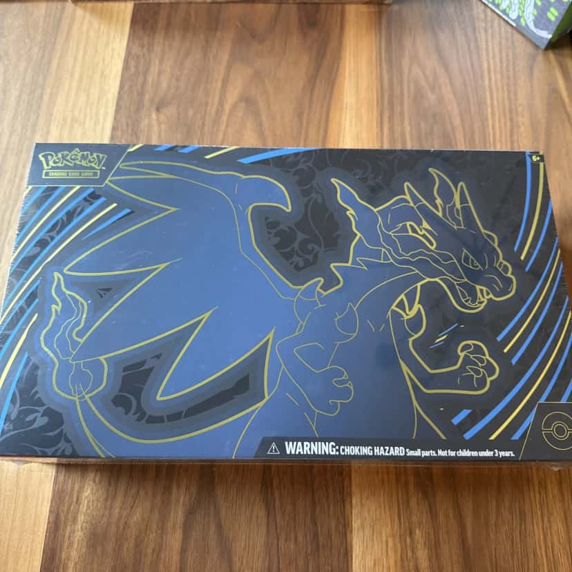 Mega Charizard Ex Ultra Premium Collection Box
