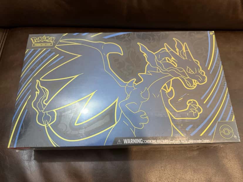Charizard X Ex Ultra Premium Collection