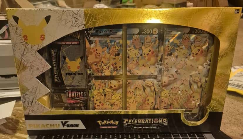 Pikachu V Union Special Collection
