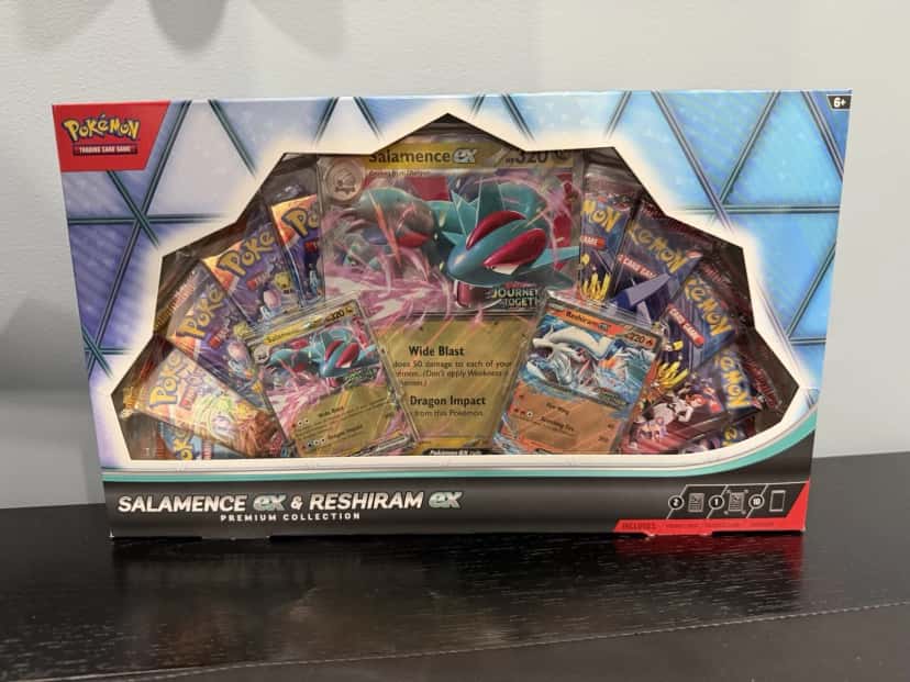 Salamence Ex Reshiram Ex Premium Collection