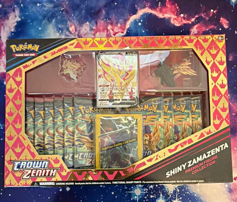 Shiny Zamazenta Premium Figure Collection