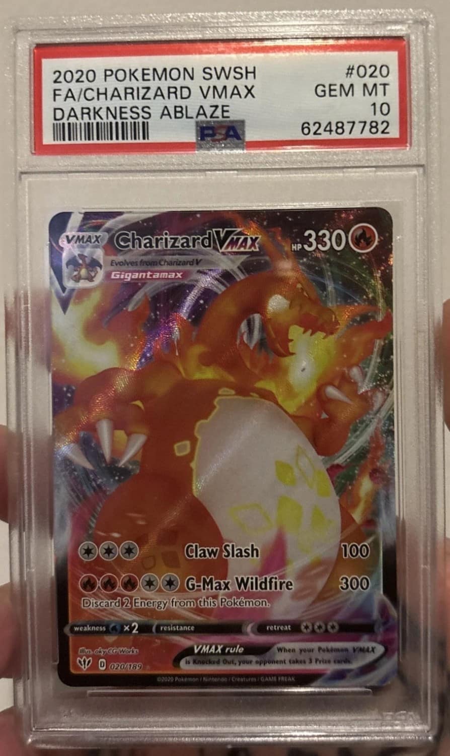 Charizard Vmax
