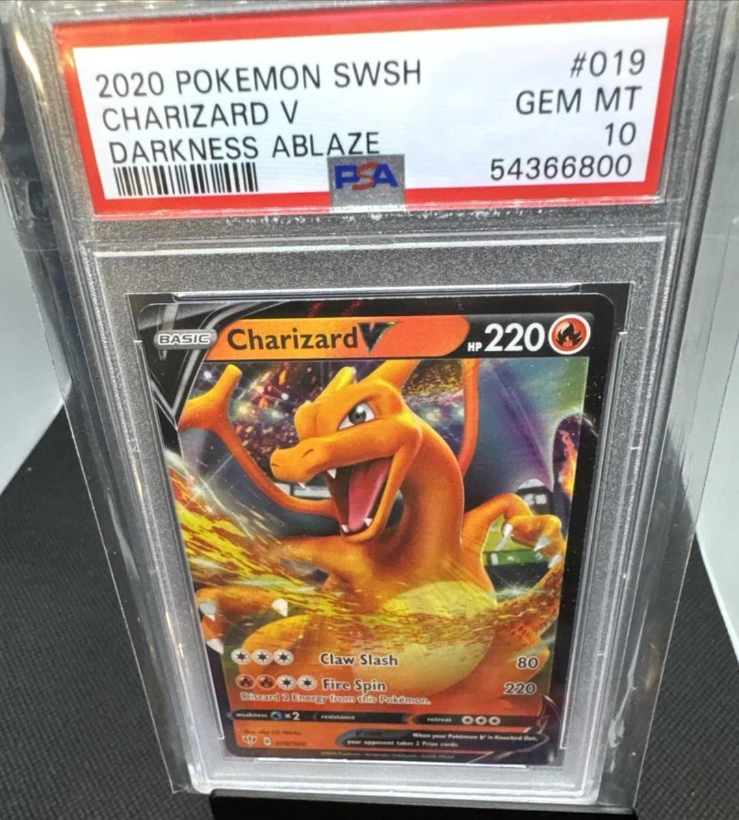 Charizard V