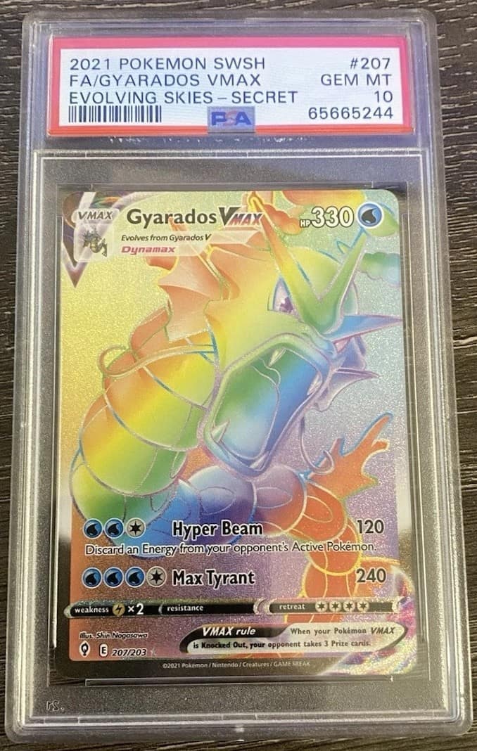Gyarados Vmax