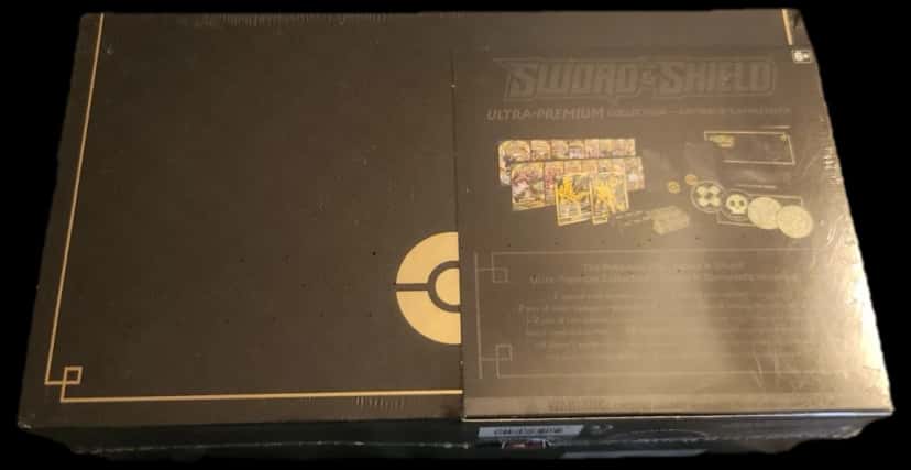 Sword & Shield Ultra Premium Collection Zacian & Zamazenta collection box