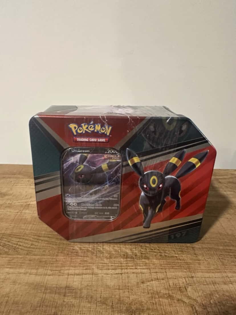 Umbreon V Heroes Tin