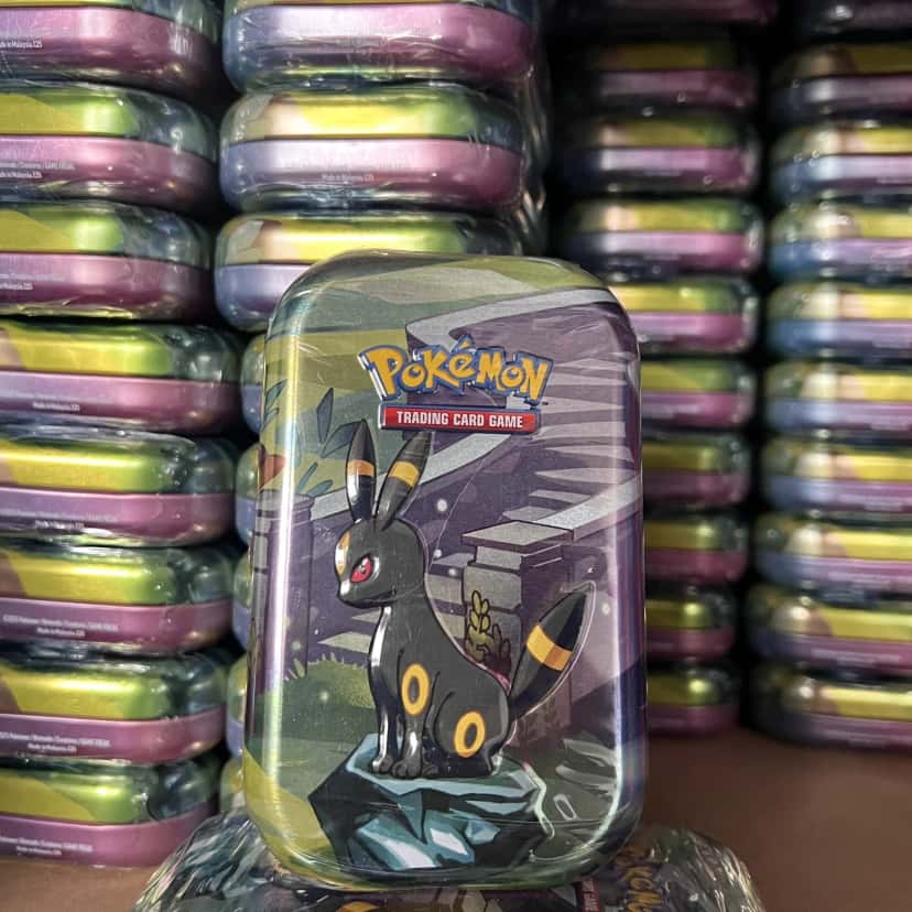 Prismatic Evolutions Umbreon Mini Tin