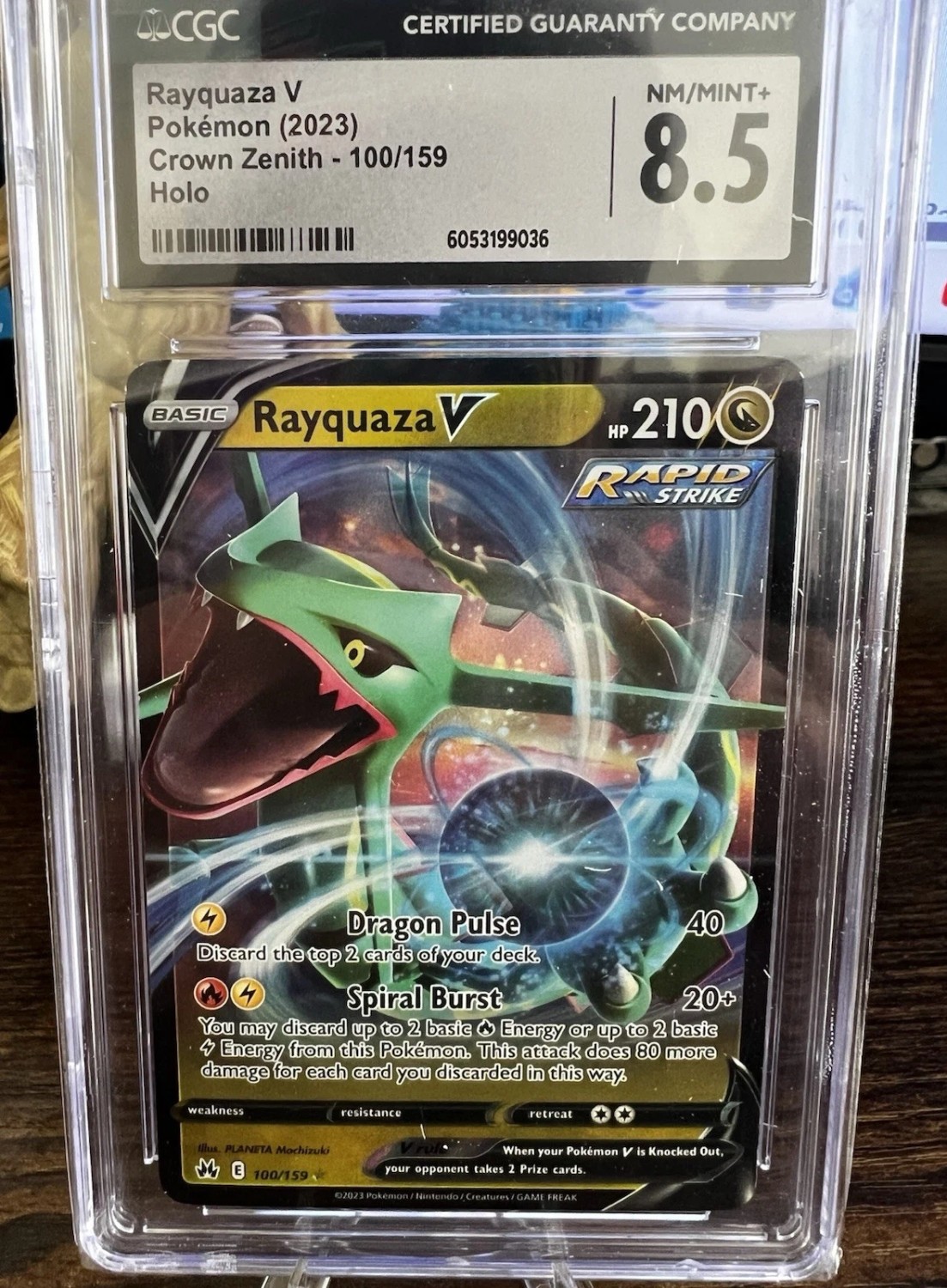RAYQUAZA V