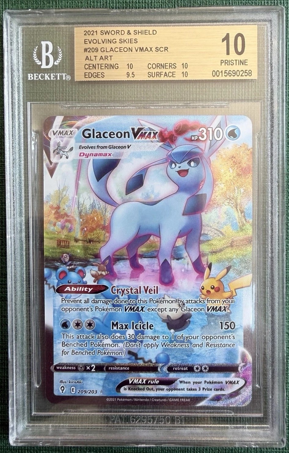 Glaceon VMAX