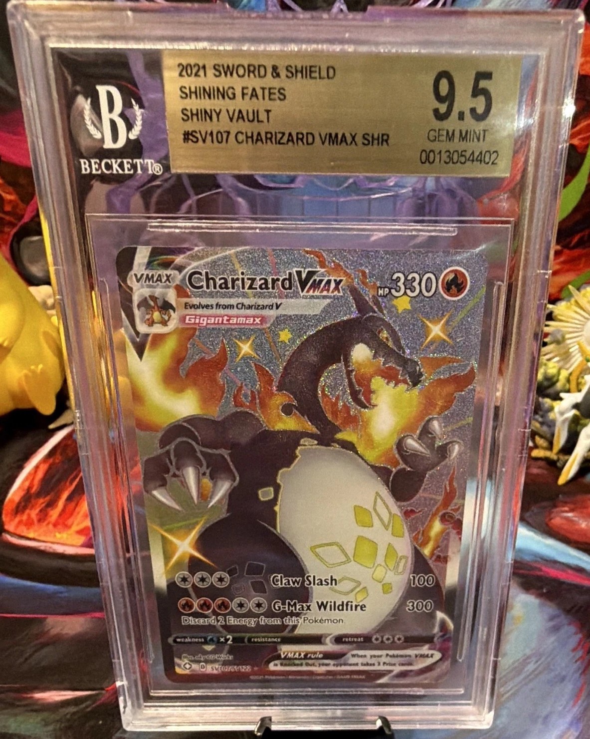 Charizard VMAX