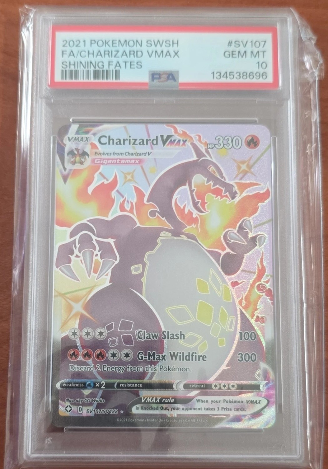 Charizard VMAX