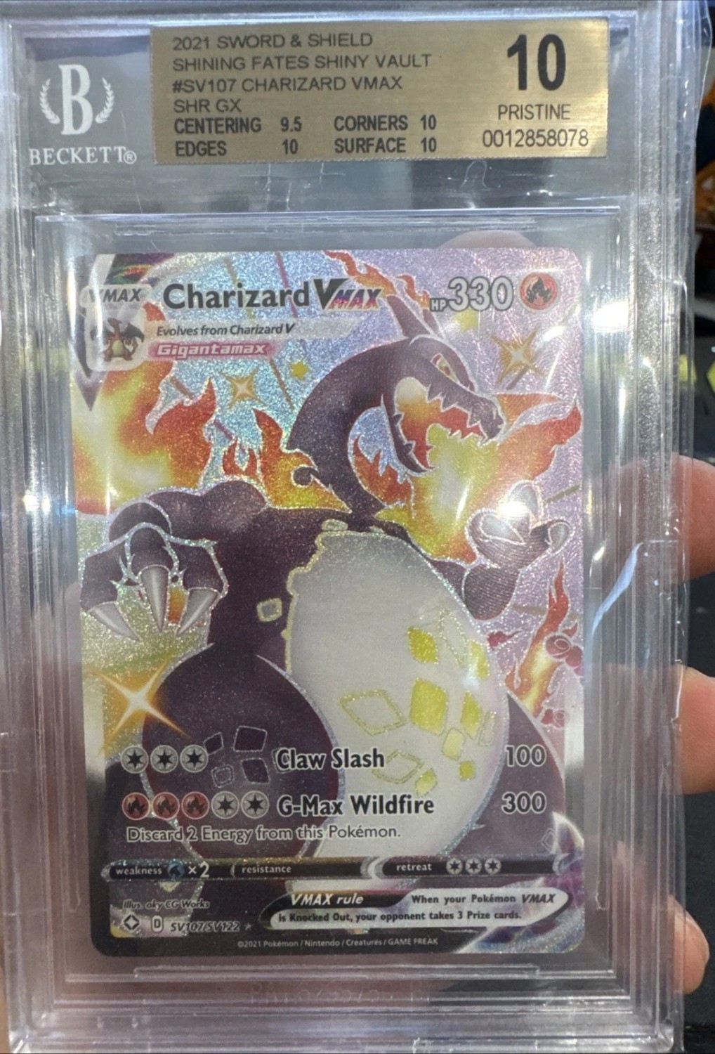 Charizard VMAX